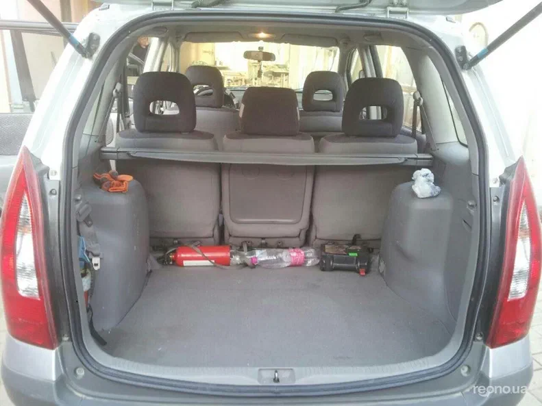 Mazda Premacy 2001 - 6