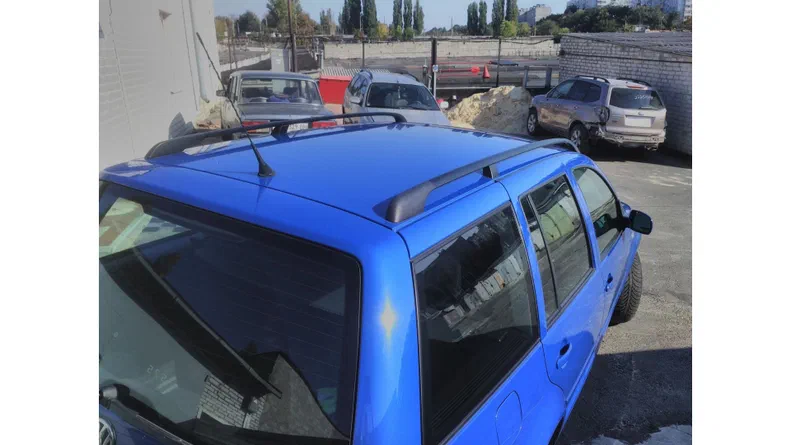 Volkswagen Golf 2000 - 9