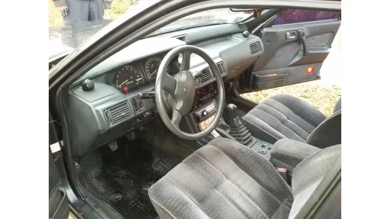 Mitsubishi Galant 1991 - 9