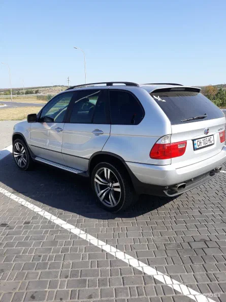 BMW X5 2005