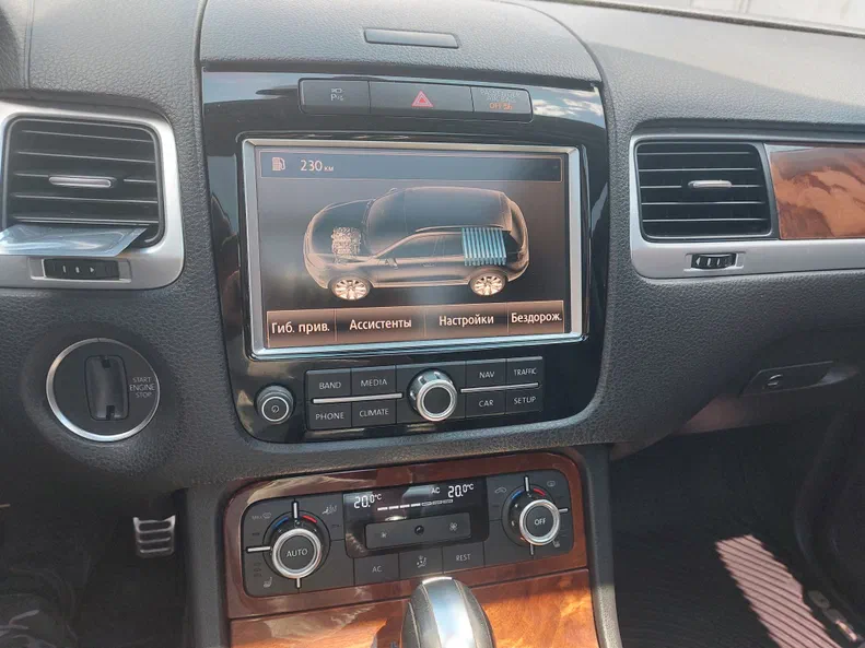 Volkswagen Touareg 2011 - 8