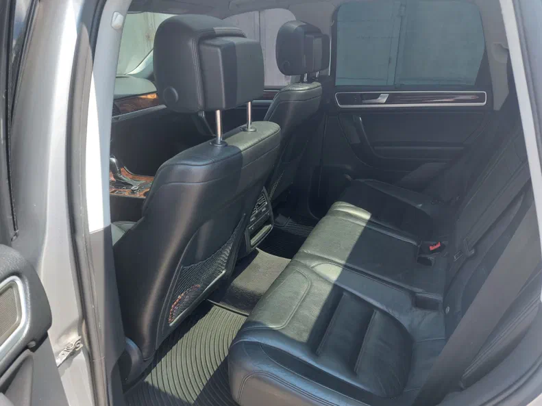 Volkswagen Touareg 2011 - 11