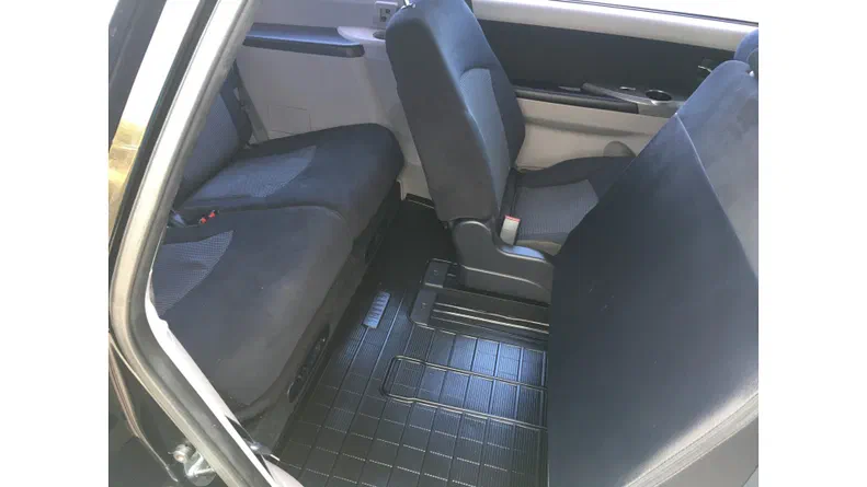 Mitsubishi Grandis 2008 - 22