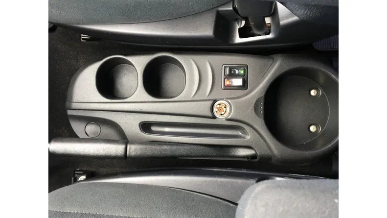 Mitsubishi Grandis 2008 - 27