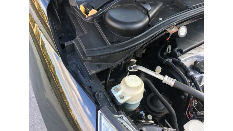 Mitsubishi Grandis 2008 - 13