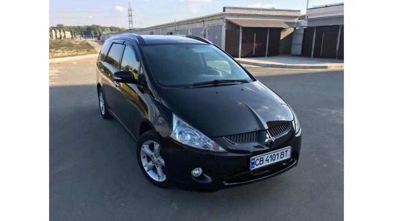 Mitsubishi Grandis 2008