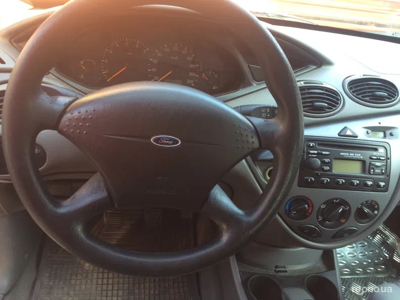 Ford Focus 2001 - 5