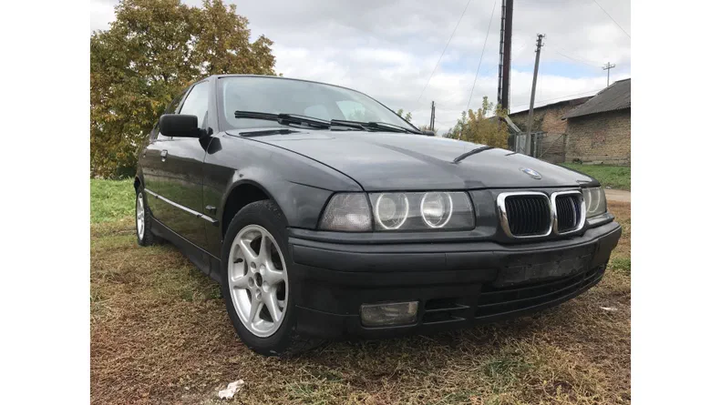 BMW 3 серія 1994 - 12