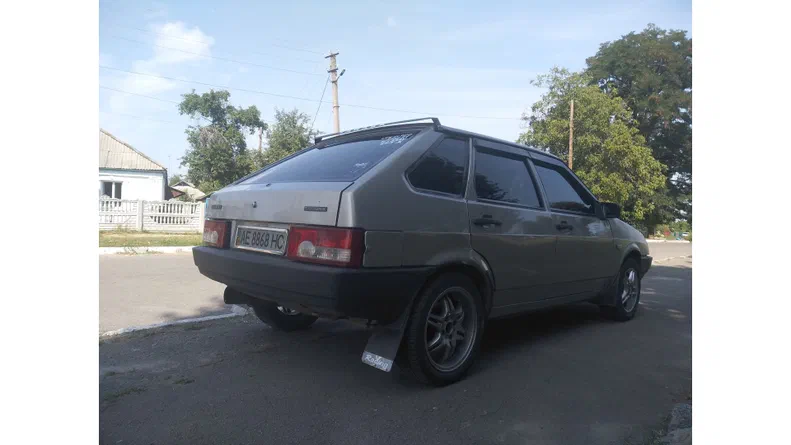 Lada (ВАЗ) 2109 2004