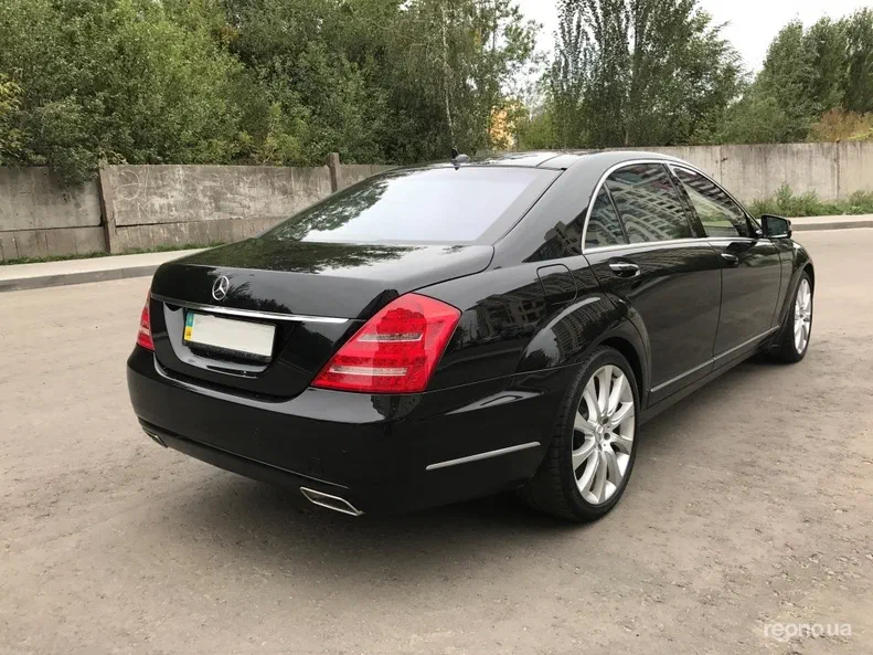 Mercedes-Benz S-Класс 2011