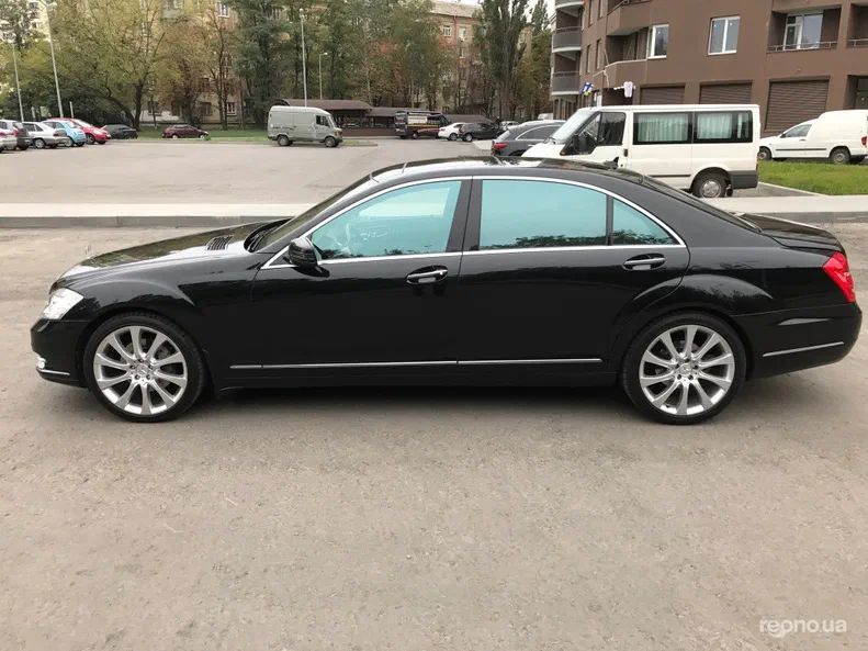 Mercedes-Benz S-Класс 2011