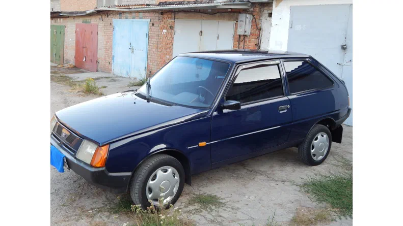 ЗАЗ 1102 «Таврия» 2002