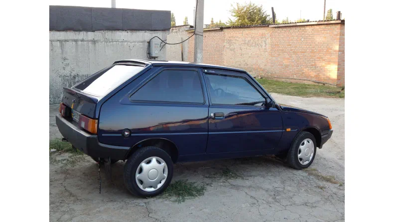 ЗАЗ 1102 «Таврия» 2002