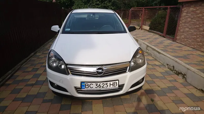 Opel Astra H 2012