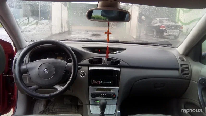 Renault Laguna 2002 - 6