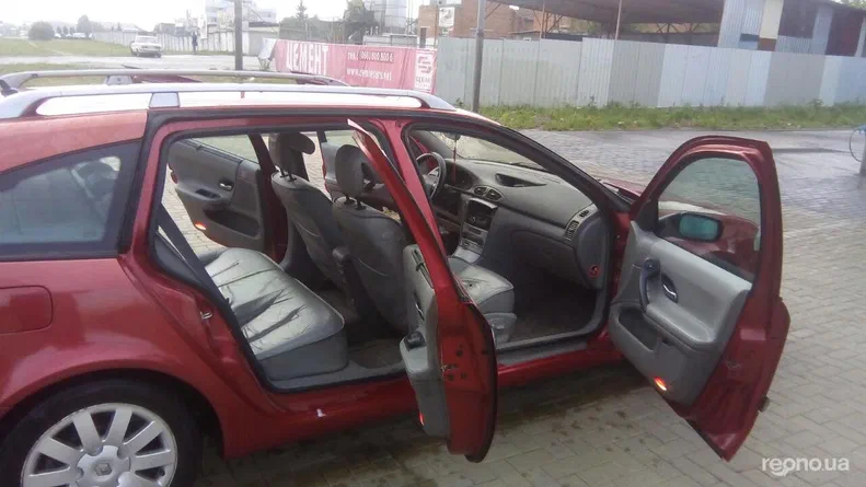 Renault Laguna 2002 - 5