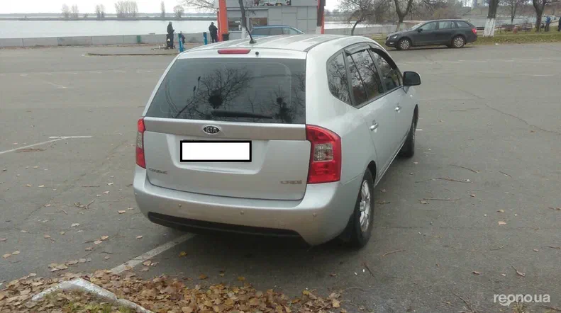 Kia Carens 2008