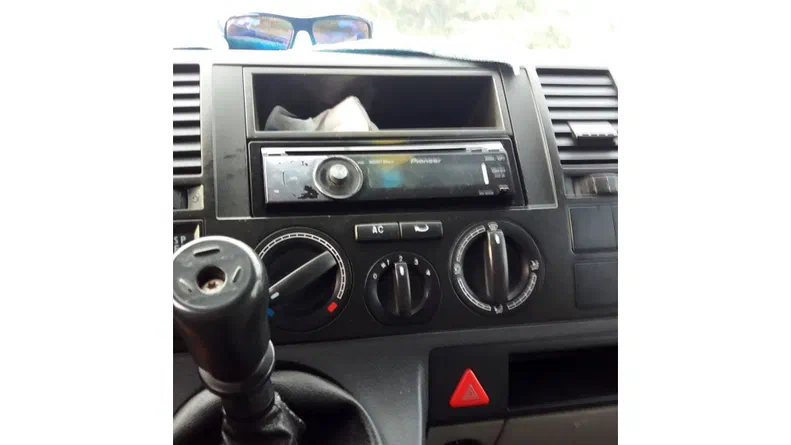 Volkswagen T5 (Transporter) пасажирський 2008 - 8