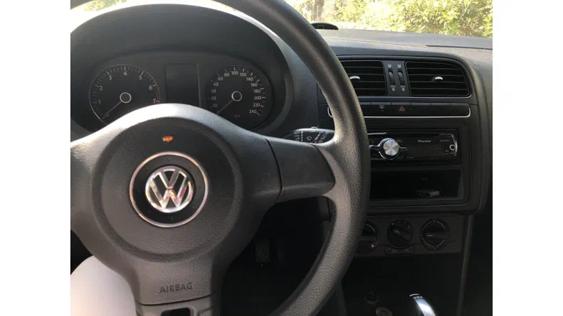 Volkswagen Polo 2012 - 14