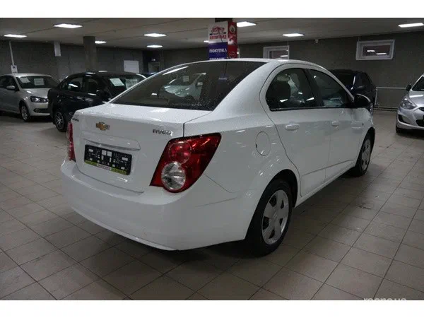Chevrolet Aveo 2015