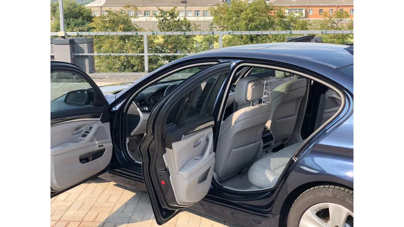 BMW 5 серии 2011