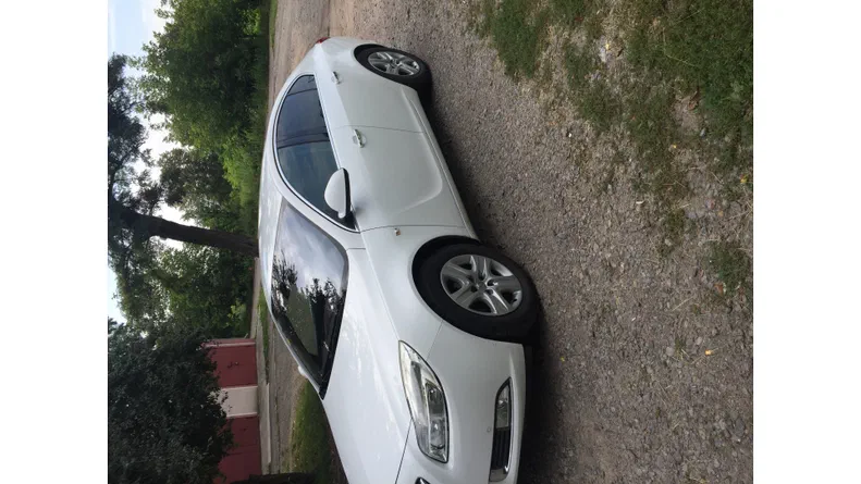 Opel Insignia 2010 - 11