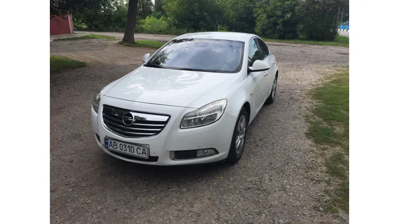 Opel Insignia 2010 - 10