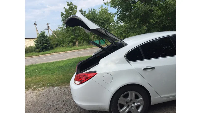 Opel Insignia 2010 - 13