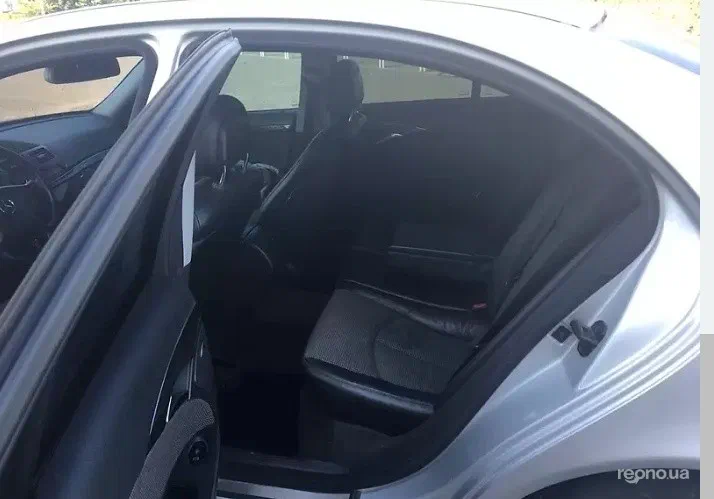 Mercedes-Benz E-Клас 2003 - 6