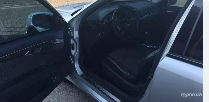 Mercedes-Benz E-Клас 2003 - 5