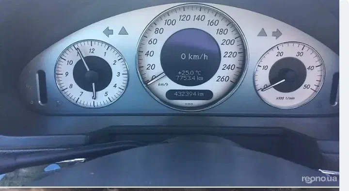 Mercedes-Benz E-Клас 2003 - 10