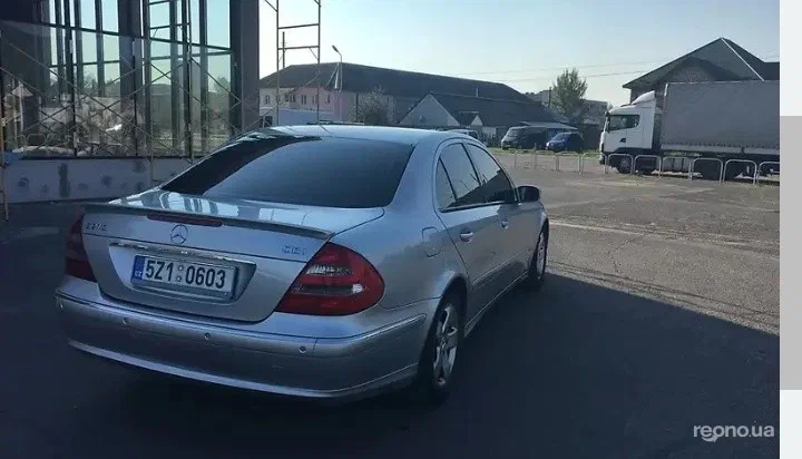 Mercedes-Benz E-Класс 2003
