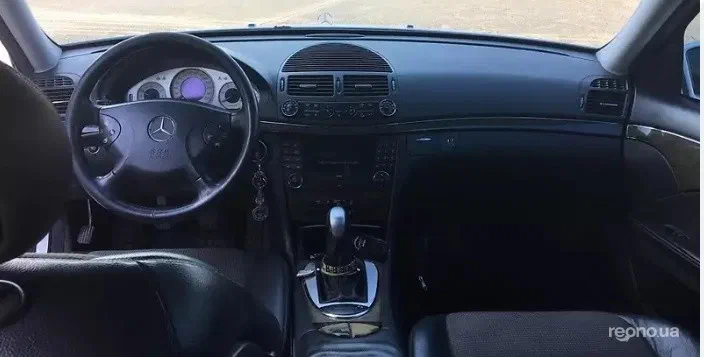 Mercedes-Benz E-Клас 2003 - 7