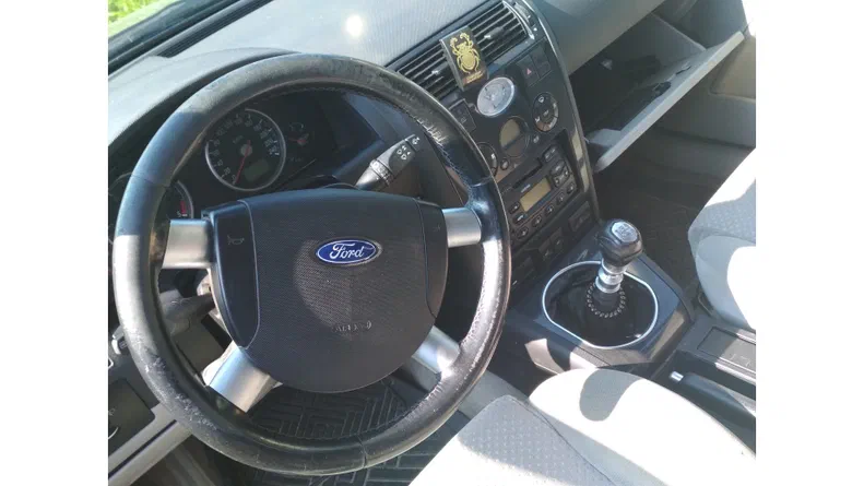 Ford Mondeo 2001