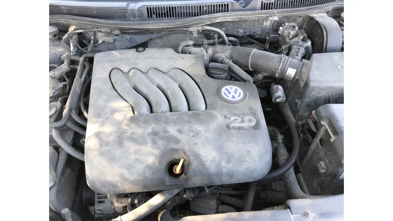 Volkswagen Golf 2003