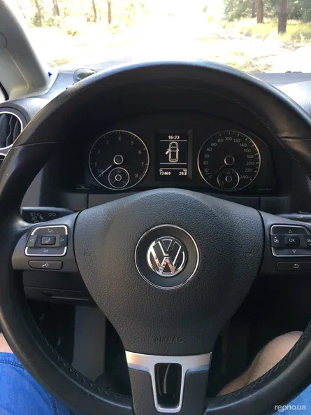 Volkswagen Golf 2012 - 21