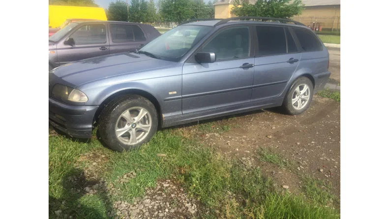 BMW 3 серія 2001 - 4