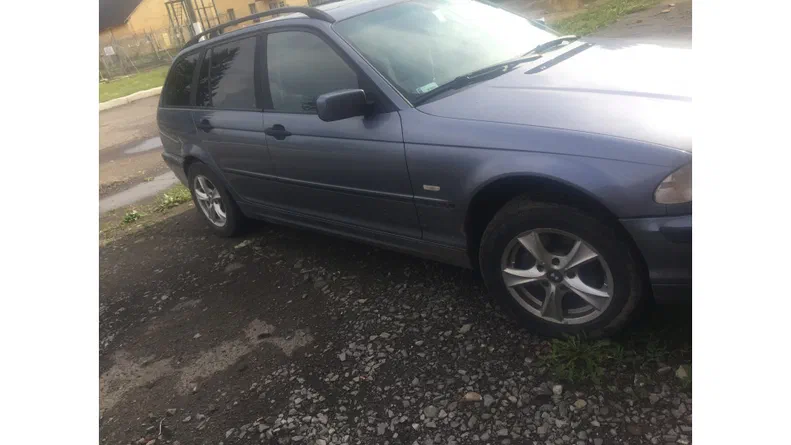 BMW 3 серія 2001 - 6