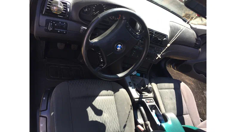 BMW 3 серія 2001 - 3