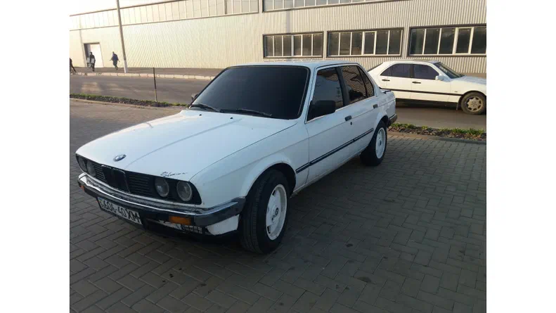 BMW 3 серія 1984 - 0