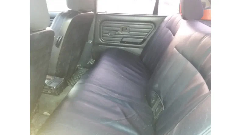 BMW 3 серія 1984 - 3