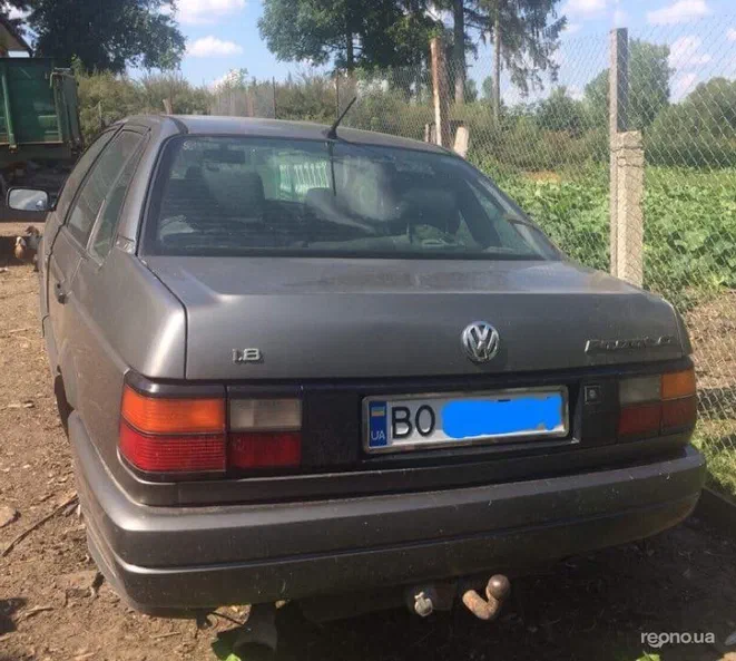 Volkswagen Passat 1992