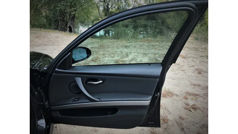 BMW 3 серія 2007 - 12