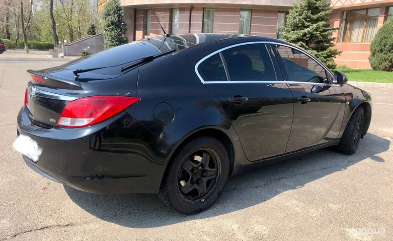 Opel Insignia 2011