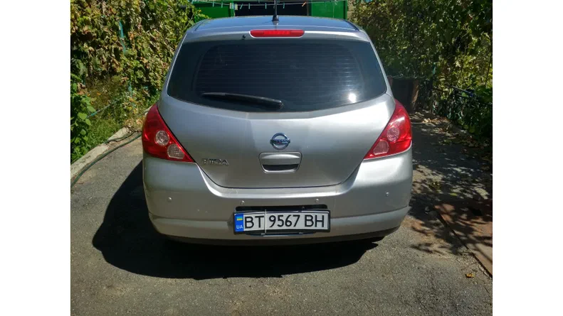 Nissan Tiida 2008 - 5