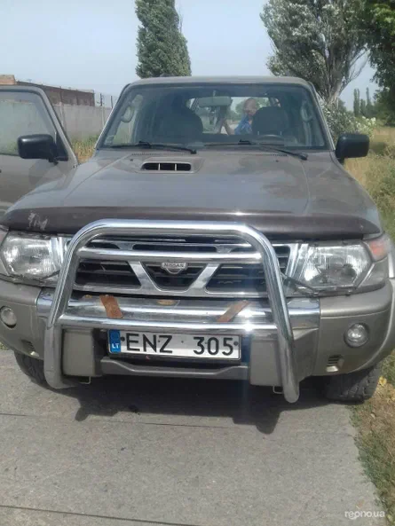 Nissan Patrol 2002 - 5