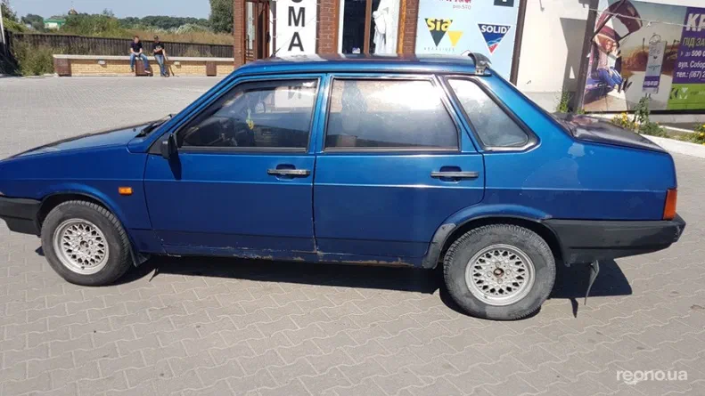 Lada (ВАЗ) 21099 2000