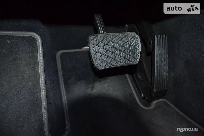 Mercedes-Benz S-Клас 2008 - 33