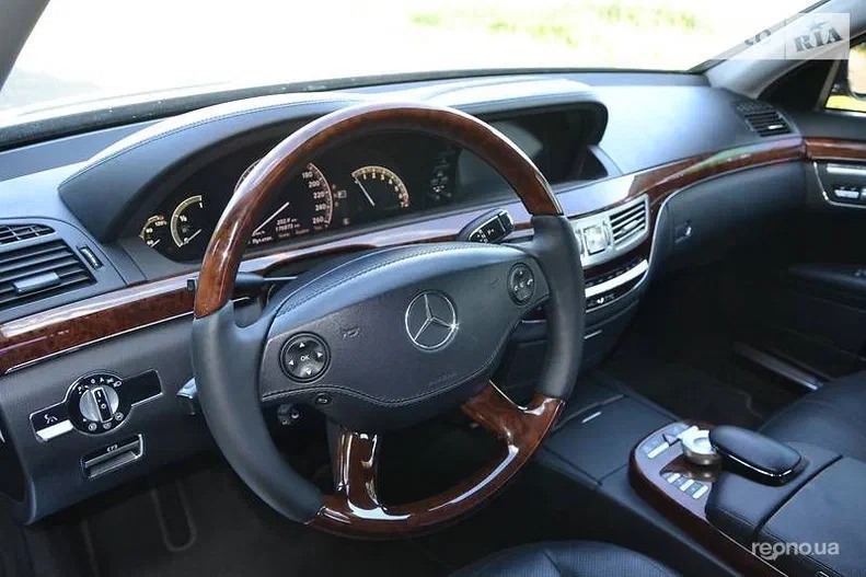 Mercedes-Benz S-Клас 2008 - 13