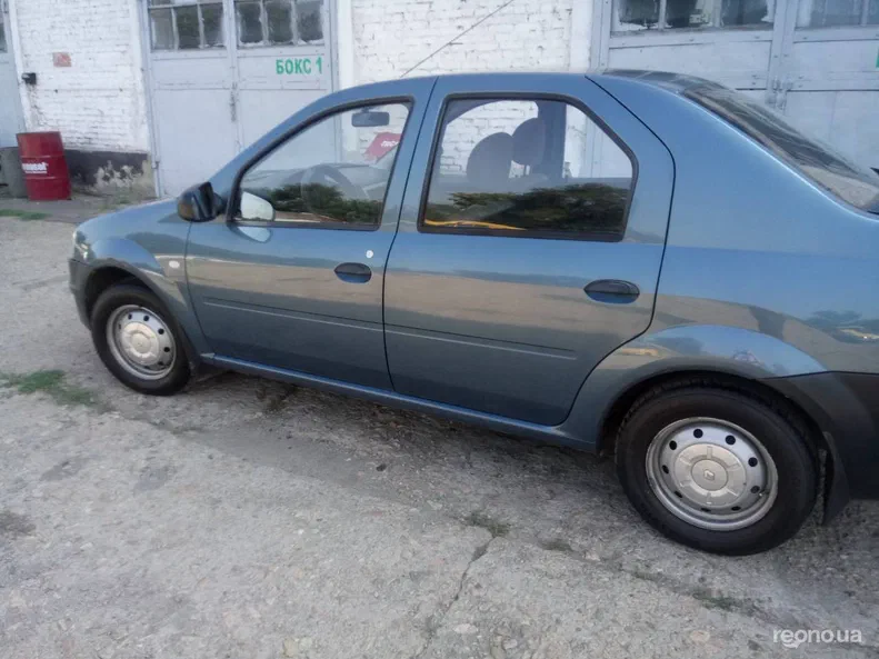 Renault Logan 2012 - 7